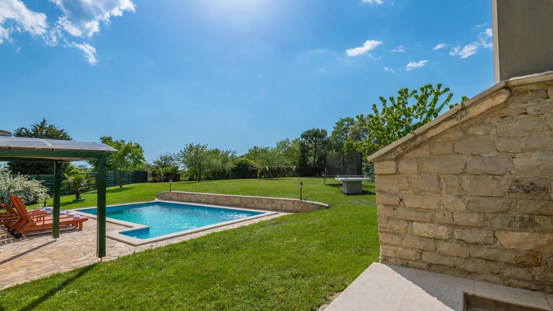 Villa Vrt, A Private And Fully Fenced Forest Retreat Heki 0*,