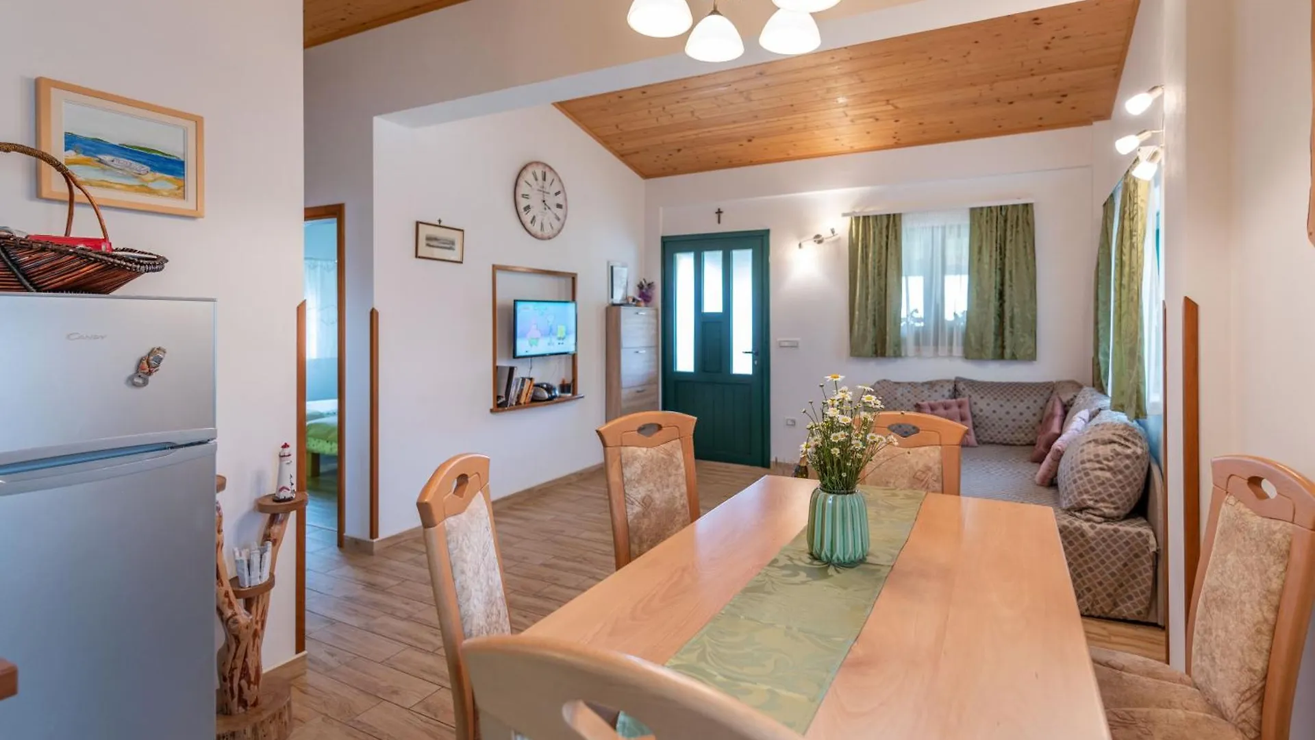 Villa Vrt, A Private And Fully Fenced Forest Retreat Heki Holiday home