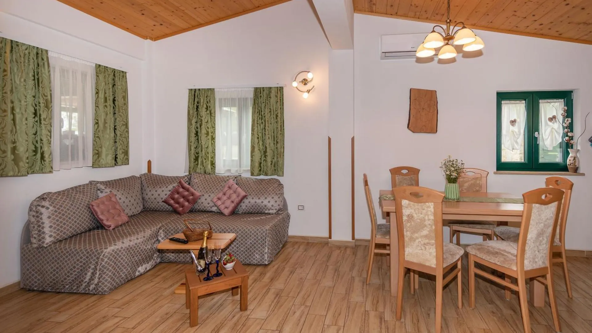 Villa Vrt, A Private And Fully Fenced Forest Retreat Heki